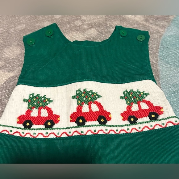 Anavini smocked Christmas outfit - Picture 2 of 3